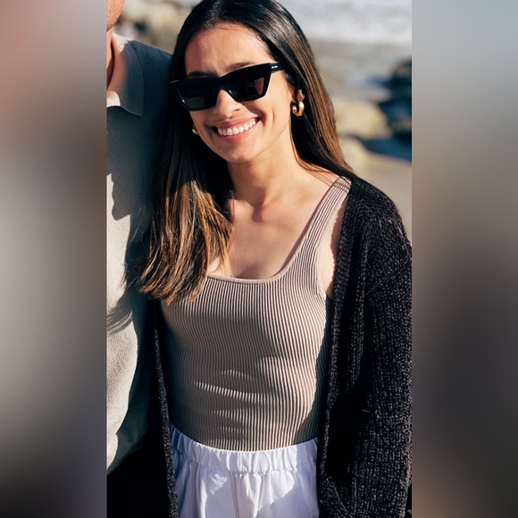 Aritzia - Babaton Sculpt Knit Squareneck Tank - Picture 5 of 6